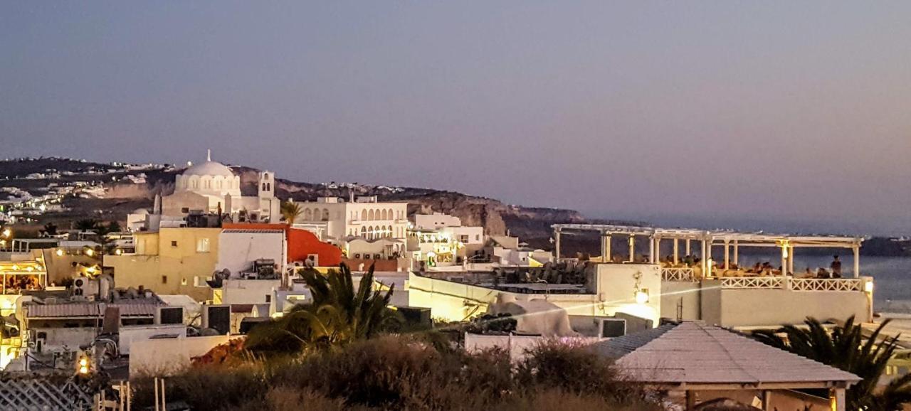 Santorini Pleasure Studios Фира Екстериор снимка